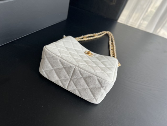 Handbag Chanel 3223 size 16cmx19cmx8 cm