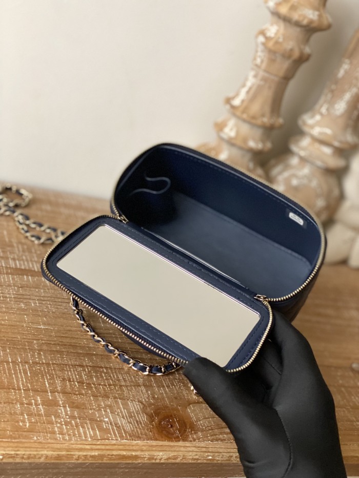 Handbag Chanel 81208 size 9.5 17 8 cm