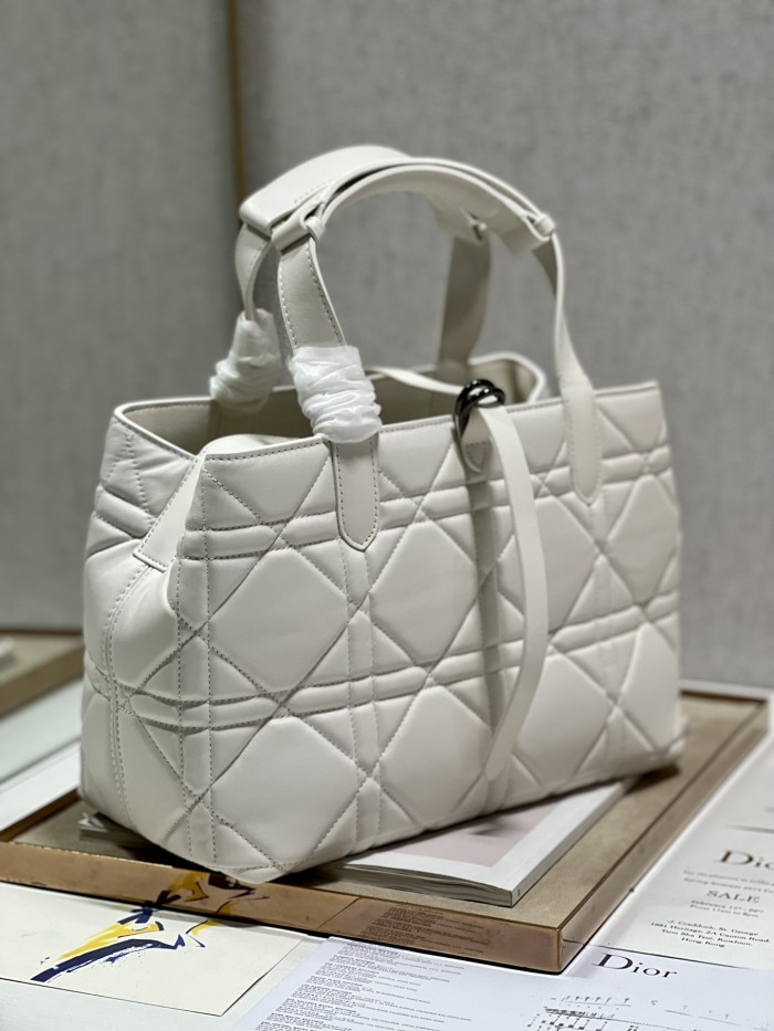 Handbag Dior 1188 size 30×36×15 cm