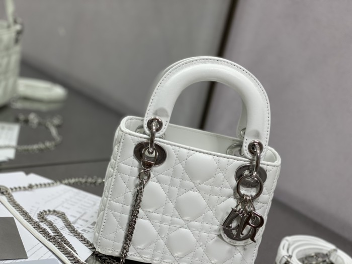 Handbag Dior size 17 cm