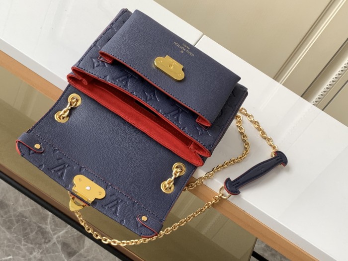 Handbag Louis Vuitton M44550 size 21x15x8 cm