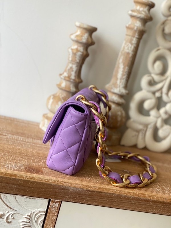 Handbag Chanel 3214 size 17*21*6 cm