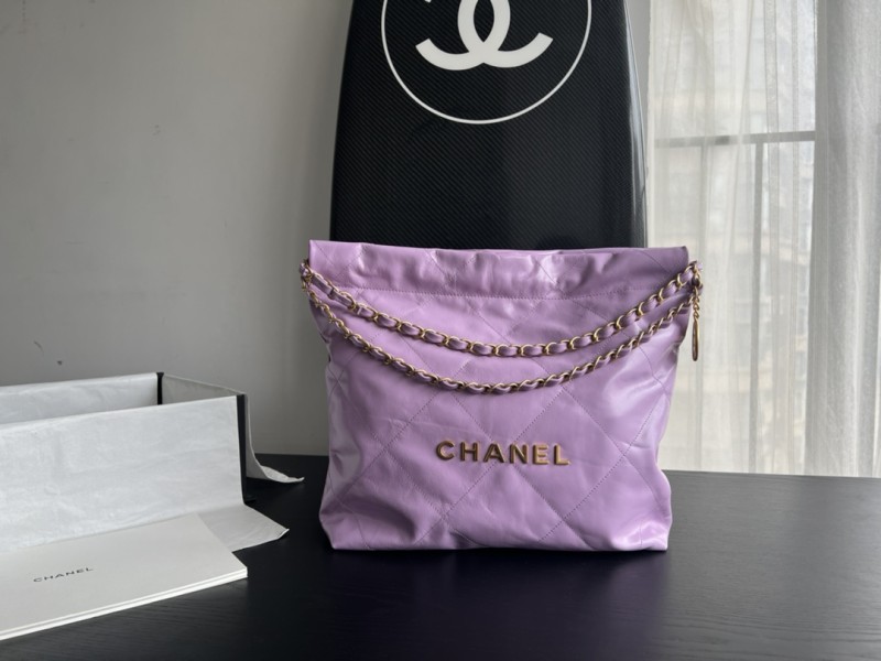 Handbag Chanel size 39cmx42cmx8 cm