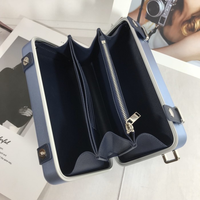 Handbag Dior size 13*20*6.5 CM