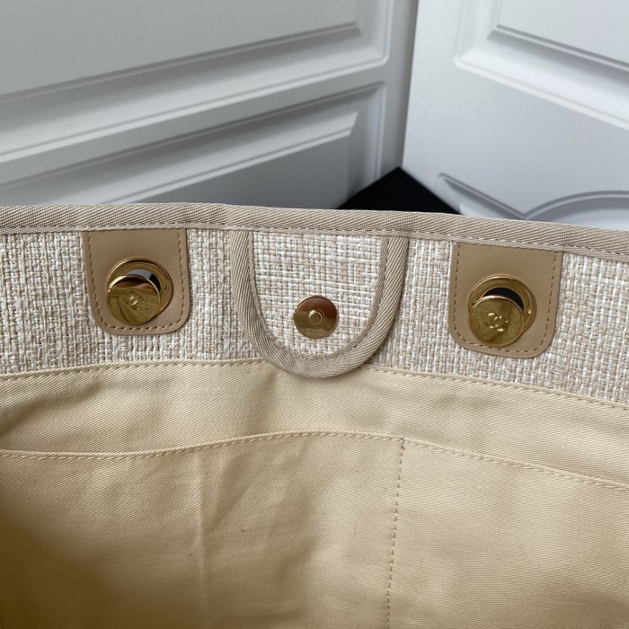 Handbag Chanel size 38*30*21 cm