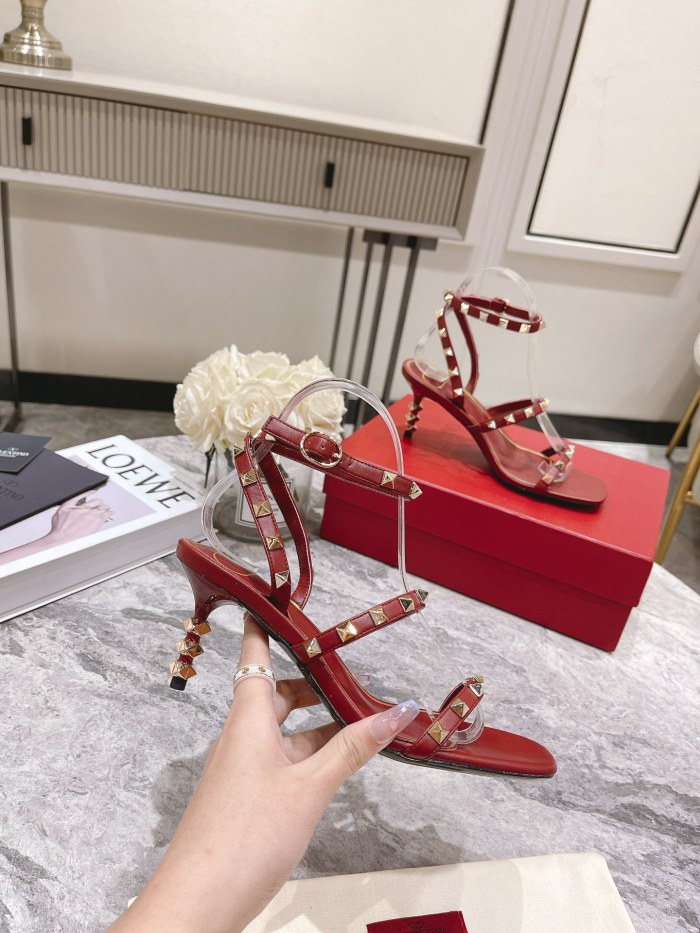 VALENTINO GARAVANI Rockstud WOMEN 4