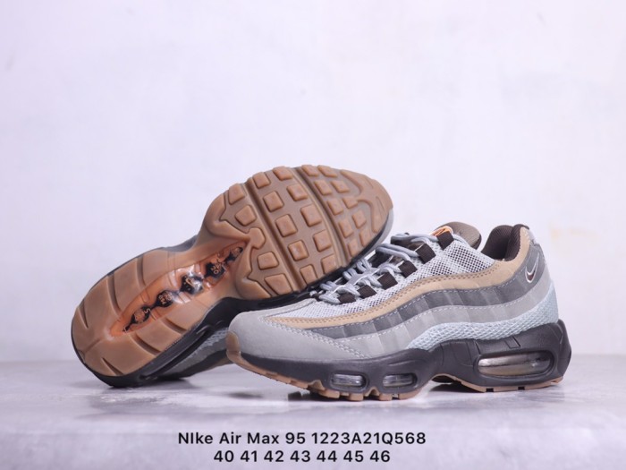 Nike Air Max 95 Sneaker 11