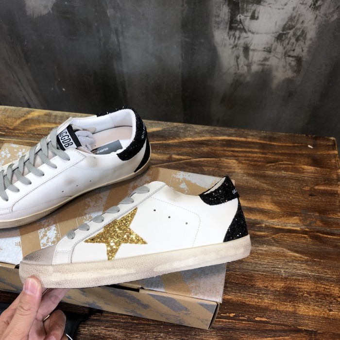 Golden Goose Superstar distressed-finish sneakers 9