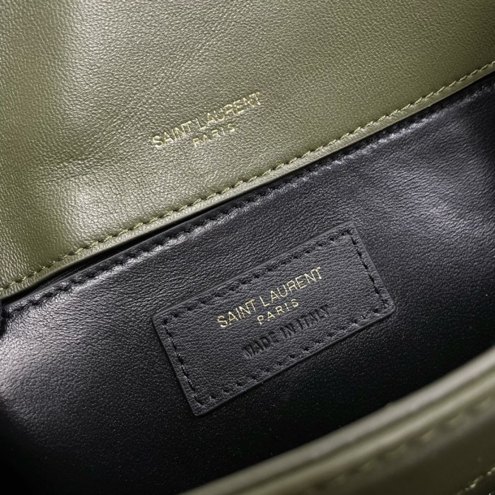 Handbags SAINT LAURENT 533037 size 22x16.5x7.5 cm