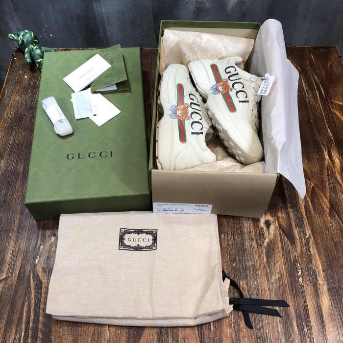 Gucci Rhyton sneaker 9