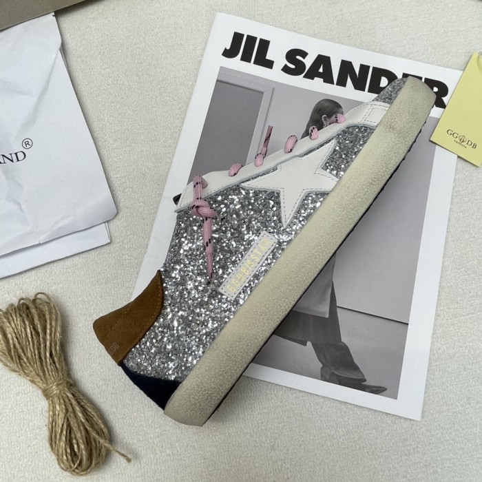 Golden Goose Superstar distressed-finish sneakers 19