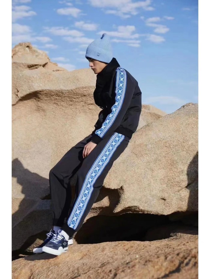 Clothes Louis Vuitton 131