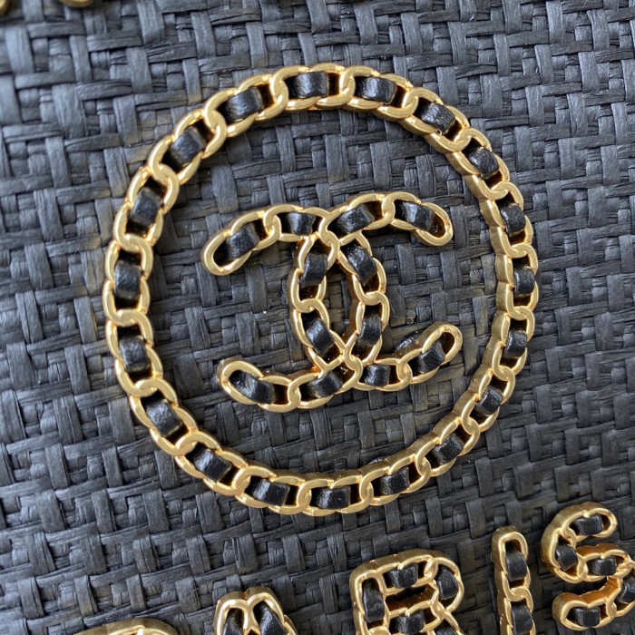 Handbag Chanel 66942 size 42 27.5 14 cm