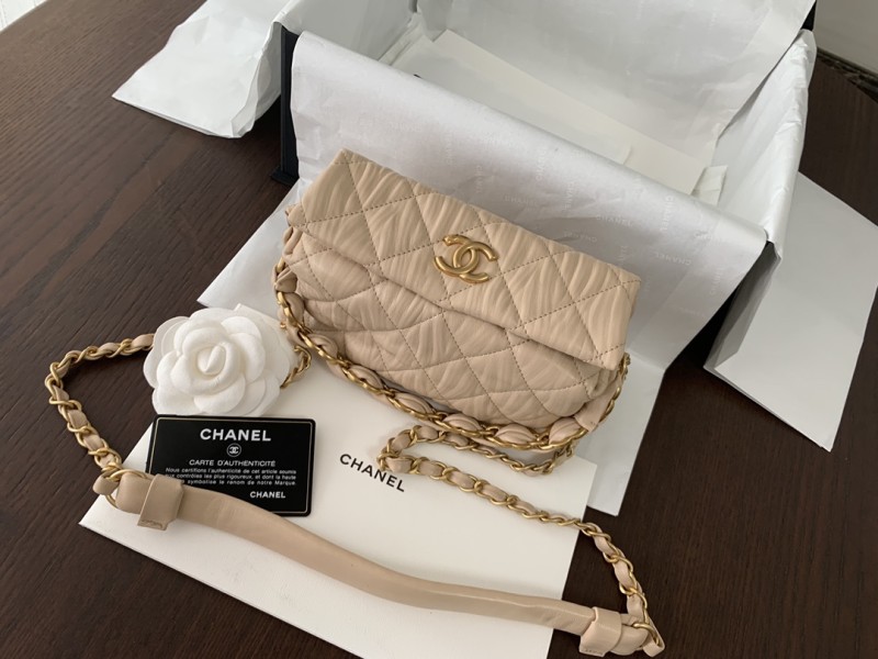 Handbag Chanel 2479 size 19cmx13cmx7 cm