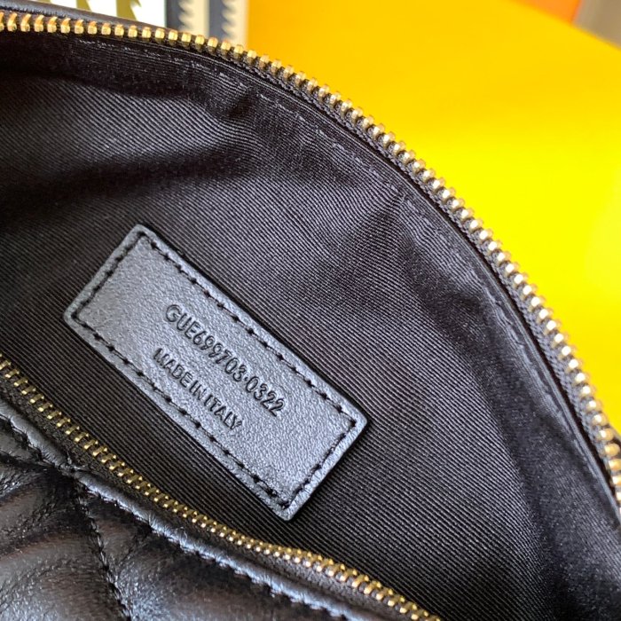 Handbags SAINT LAURENT 699703 size 20*10*10 CM