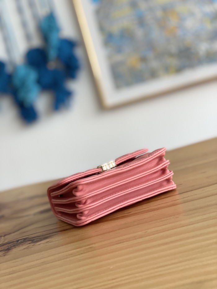 Handbag Chanel 81209 size 12.5 cm