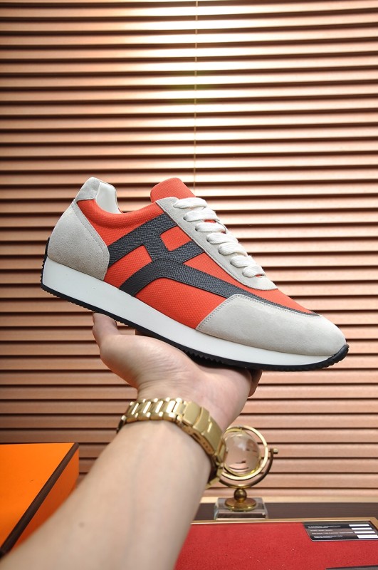 Hermes Low Top sneaker 26