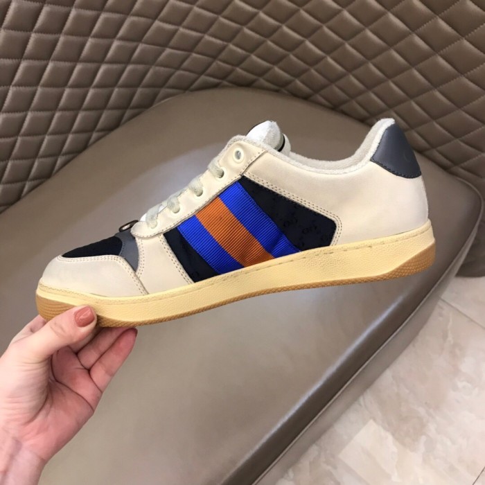 Gucci Screener GG Canvas 16