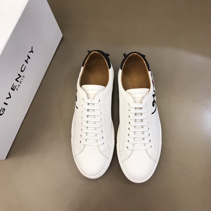 Givenchy Urban Street Logo-print Leather Sneakers 22