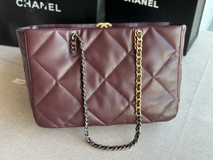 Handbag Chanel AS366 size 24 X41 X10 cm