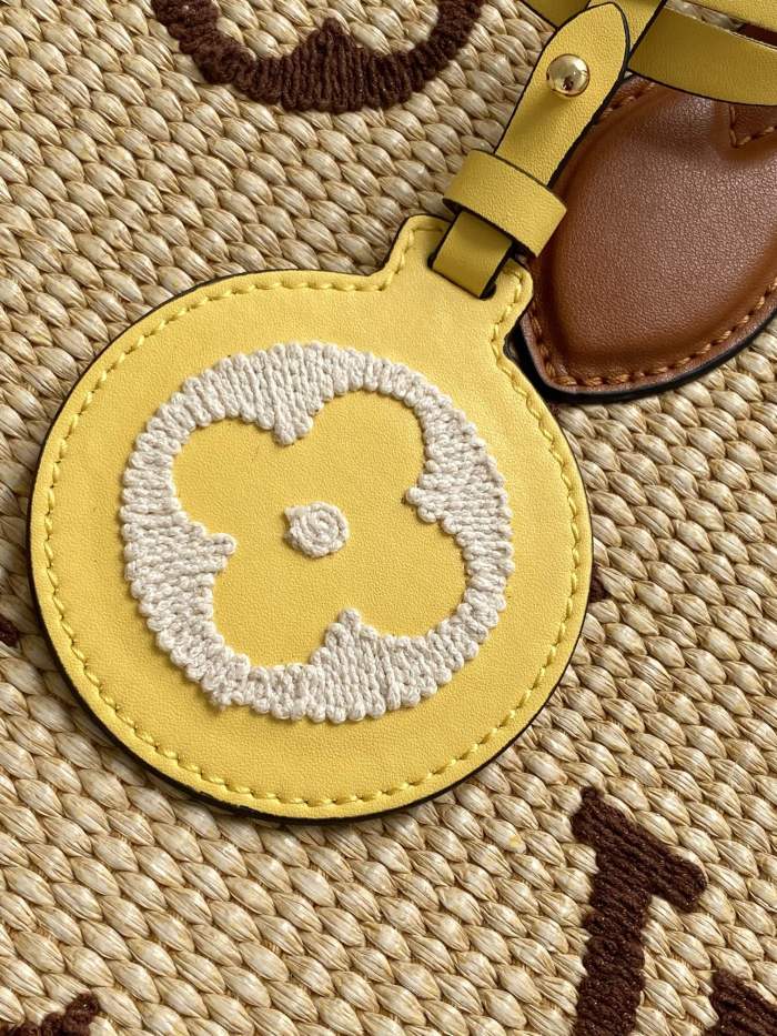 Handbag Louis Vuitton m57723 size 35 x 27 x 14 cm