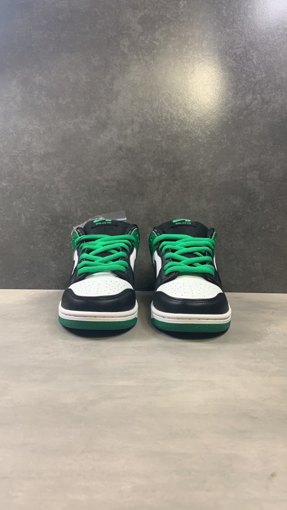 Nike Dunk SB Low Classic Green