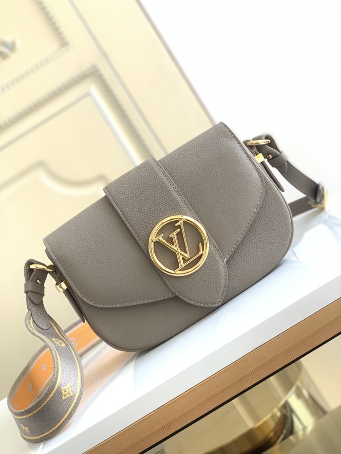 Handbag Louis Vuitton M58728 size 25 x 17.5 x 8 cm