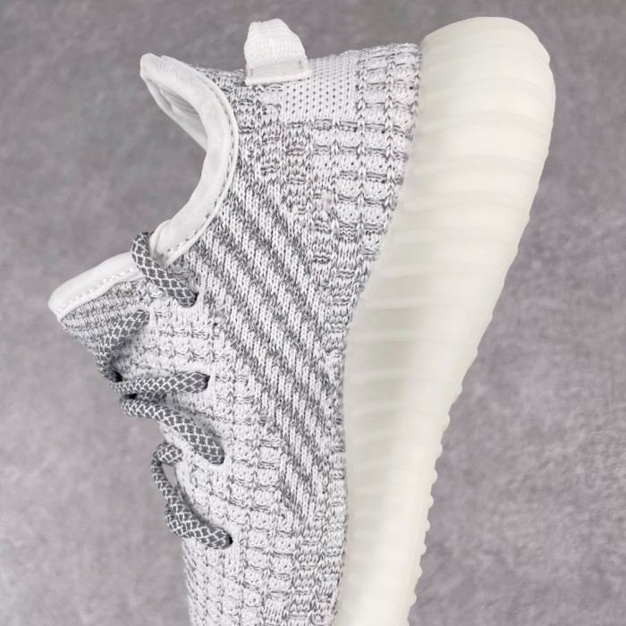 Kids yeezy 350 shoes 1