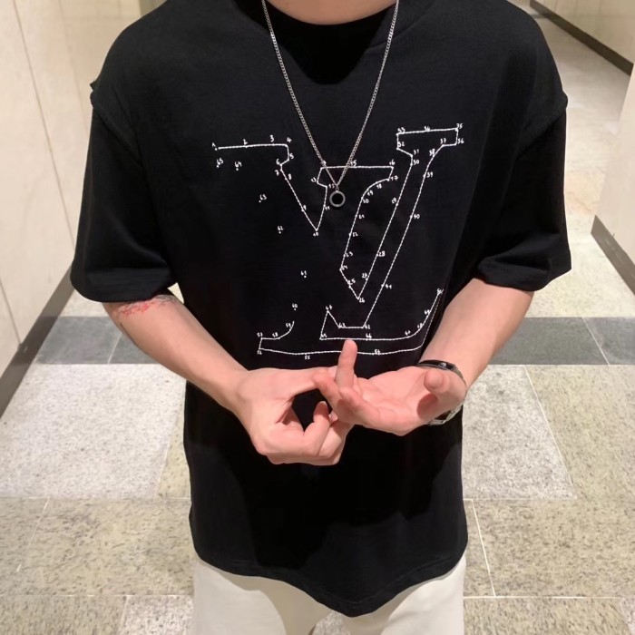 Clothes Louis Vuitton 43