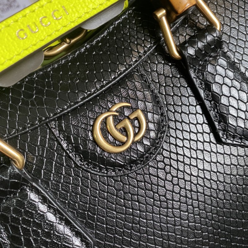 Handbag Gucci 660195 size 27*24*11 cm