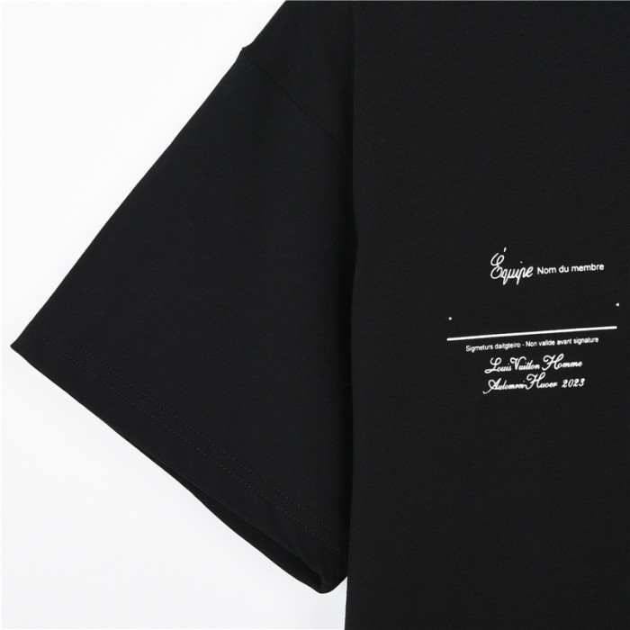 Clothes Louis Vuitton 111
