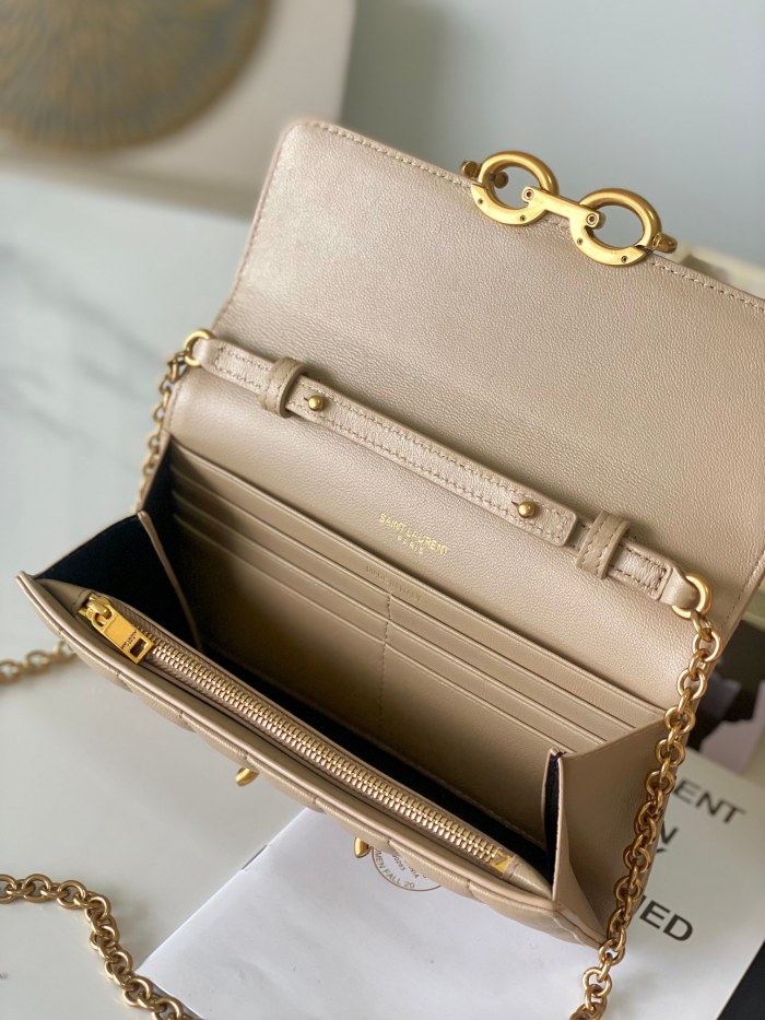 Handbags SAINT LAURENT 738109 size 19×11×4 cm