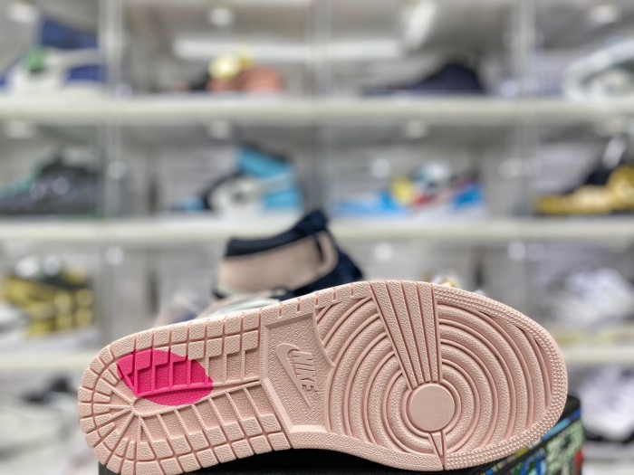 Jordan 1 Retro High OG Atmosphere (W)