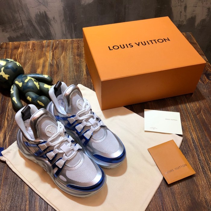 Louis Vuitton Archlight 16