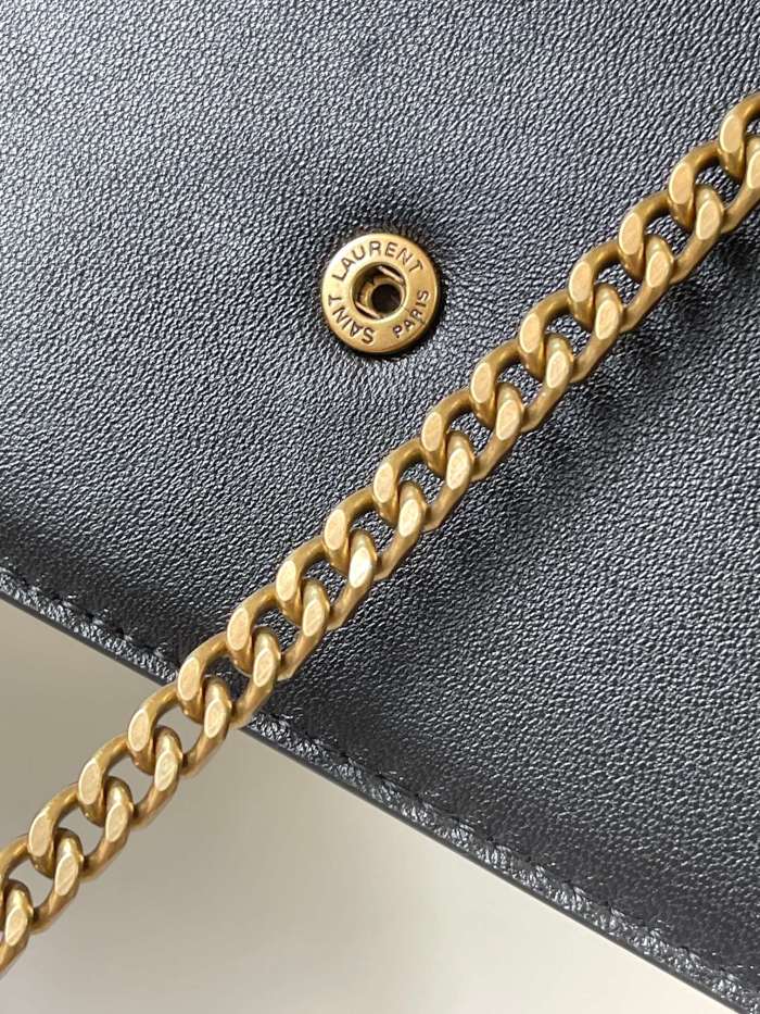 Handbags SAINT LAURENT 743050 size 19*12.5*3.5 cm