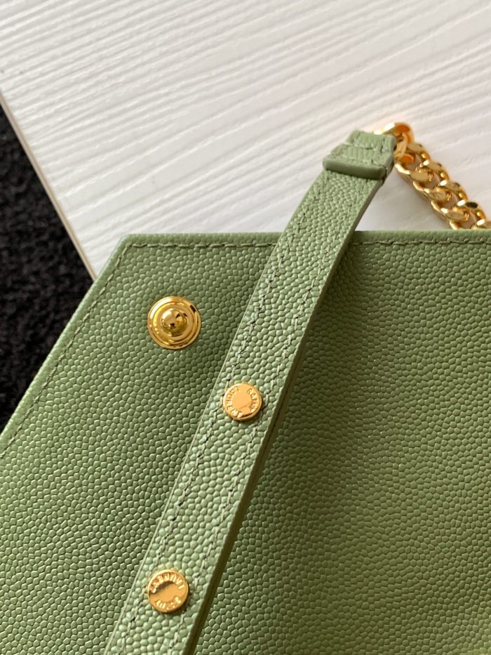 Handbags SAINT LAURENT 377828 size 22.5x14x4 cm