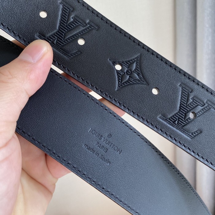 Louis Vuitton Belt 12 (width 4cm)