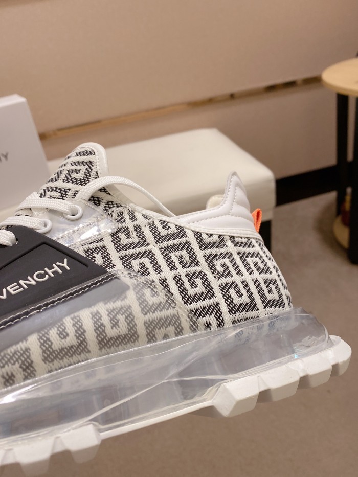 Givenchy Spectre Zip Sneakers 8