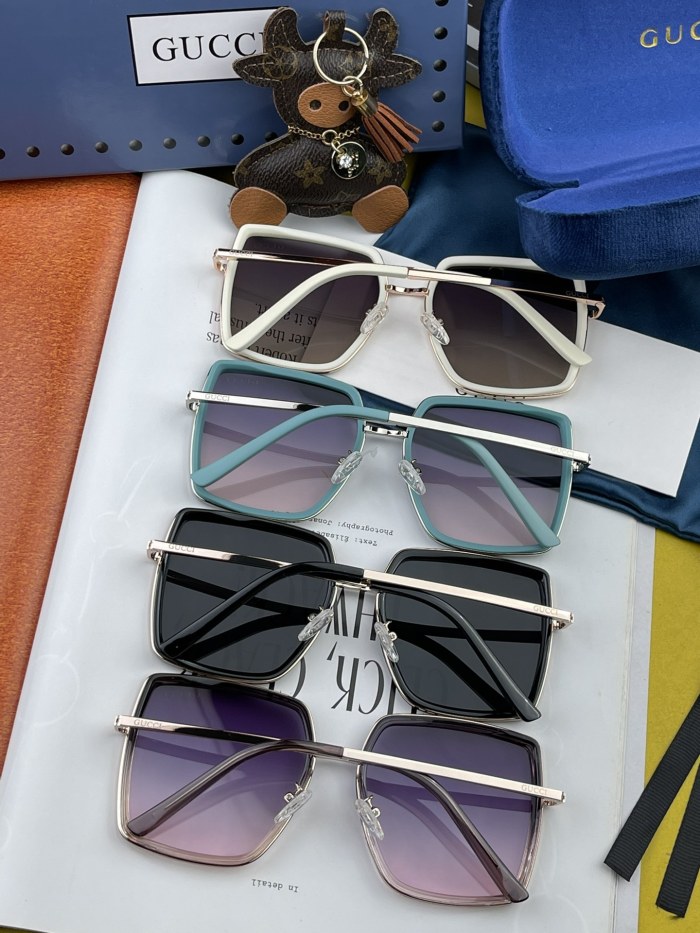 Sunglasses Gucci G9807