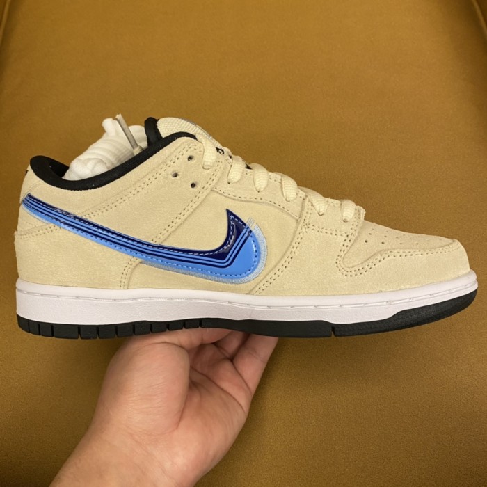 Nike SB Dunk Low Truck It
