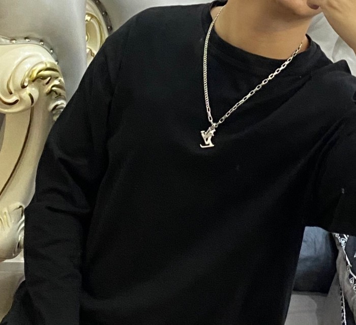 Clothes Louis Vuitton 86