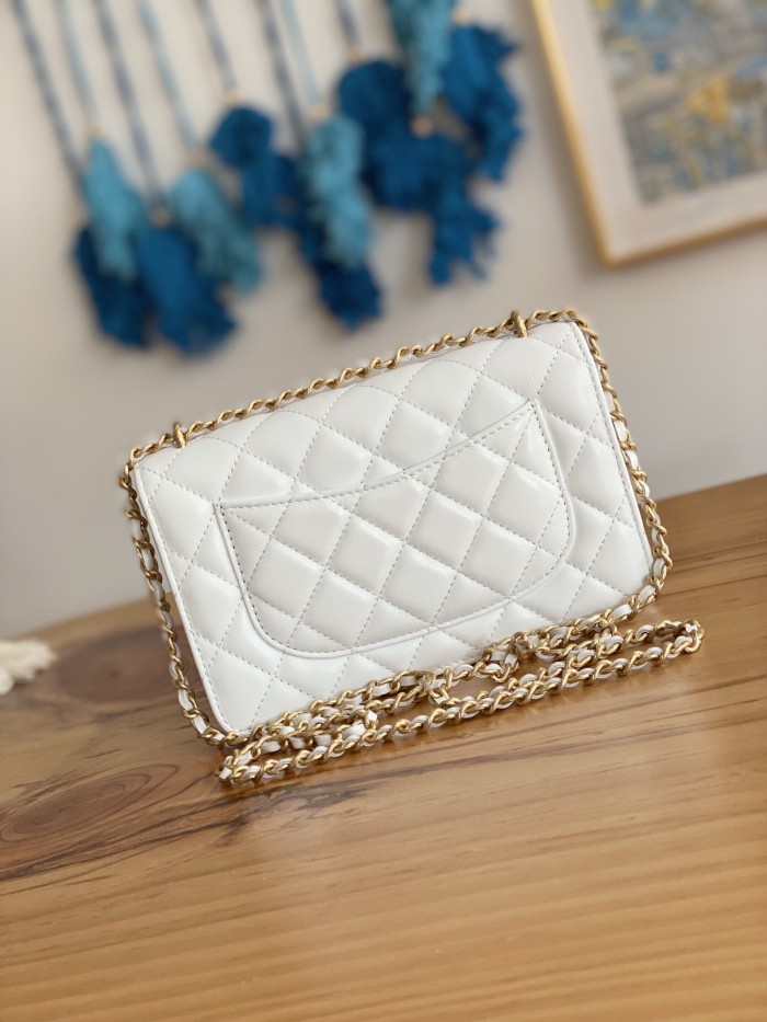 Handbag Chanel 81237 size 19 cm