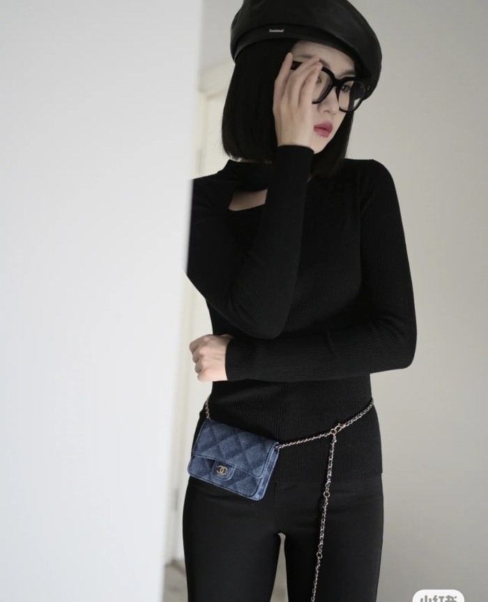 Handbag Chanel size 10×8×2 cm