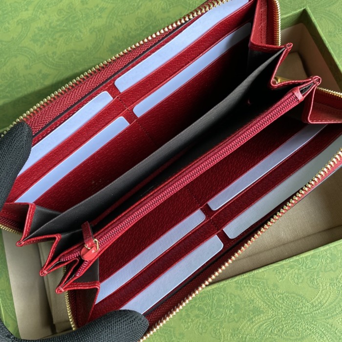 Handbag Gucci 647787 size 19*10.5*2 cm