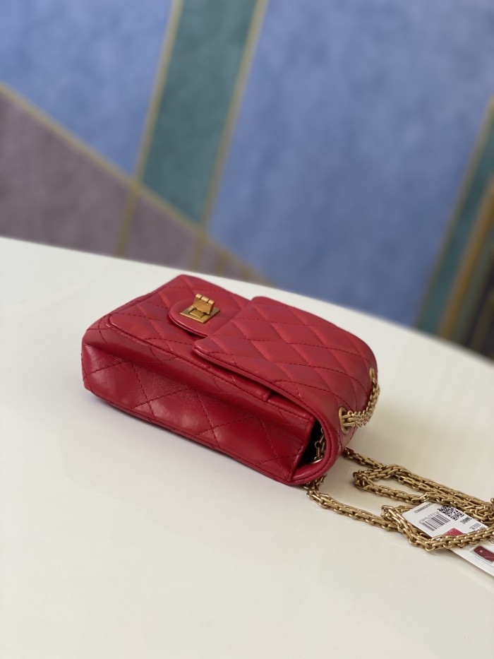 Handbag Chanel AS1326 size 17 13.5 5.5 cm