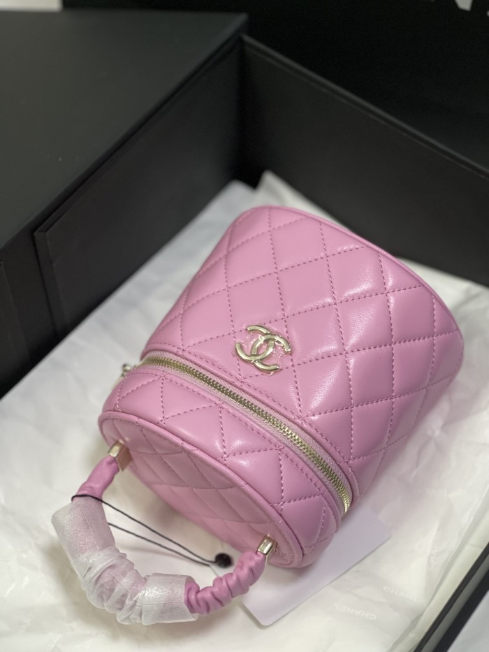 Handbag Chanel size 13×13×11 cm