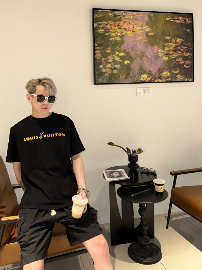 Clothes Louis Vuitton 314