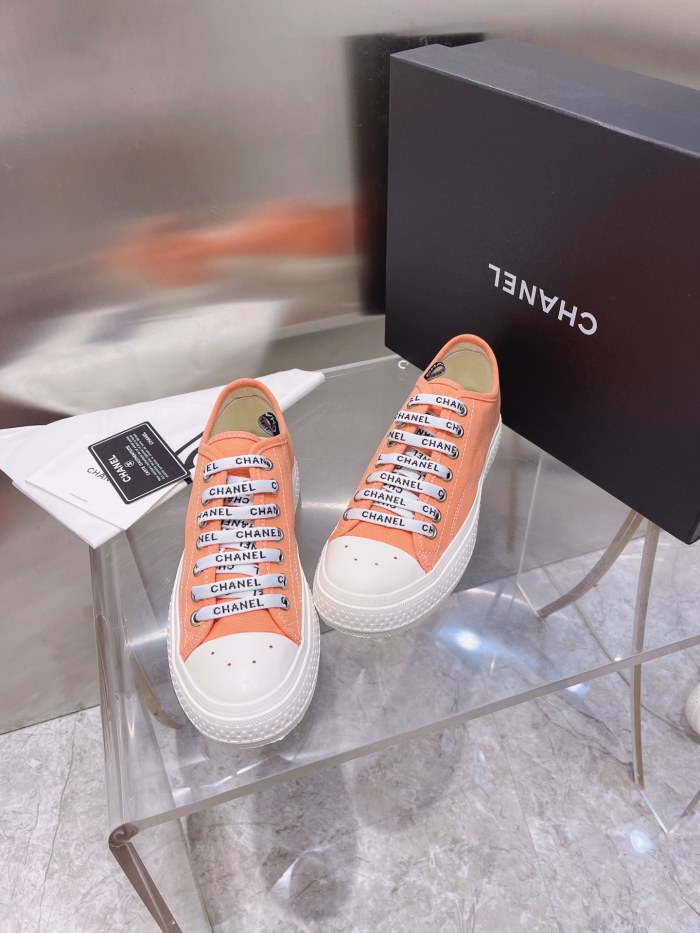 Chanel Flat canvas Sneaker 10