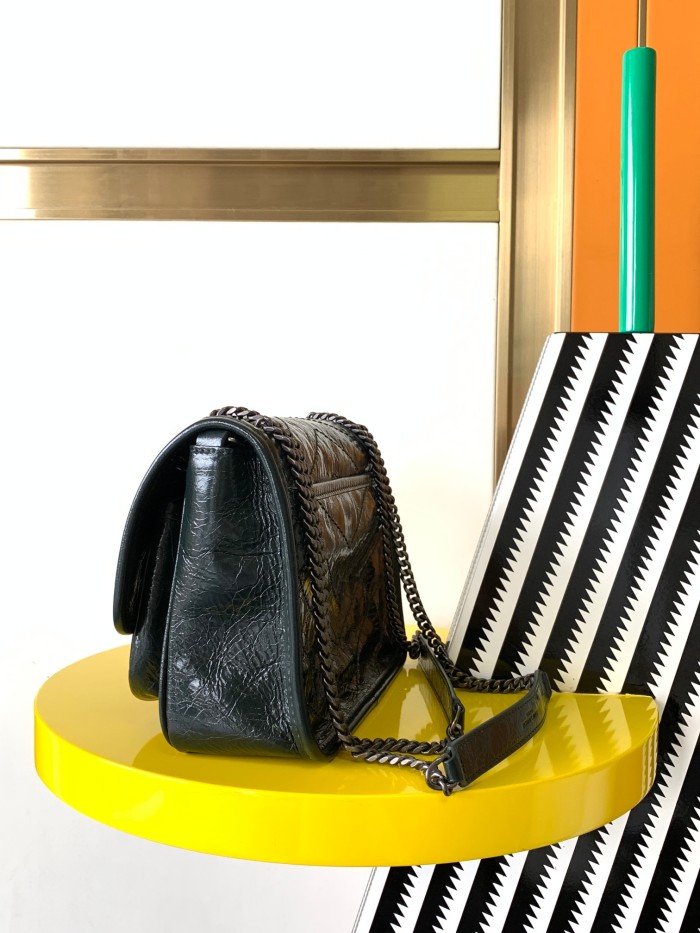 Handbags SAINT LAURENT 533037 size 22X16.5X7.5 CM