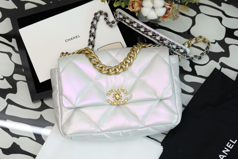 Handbag Chanel size 30 cm